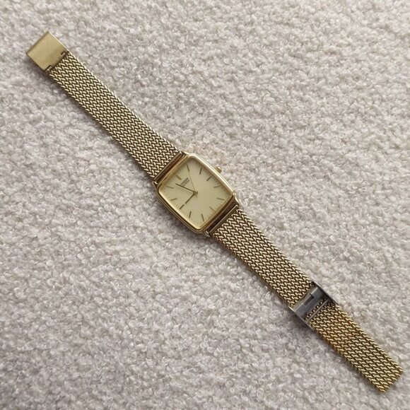 Citizen Eco-Drive E031-K006091 Solar Square Gold JDM Men's Watch New Capacitor - Picture 9 of 10